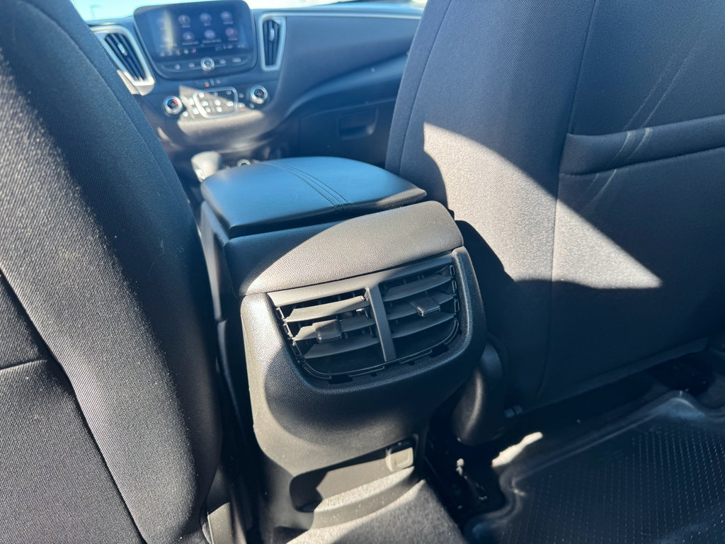 Used 2024 Chevrolet Malibu LT image 13