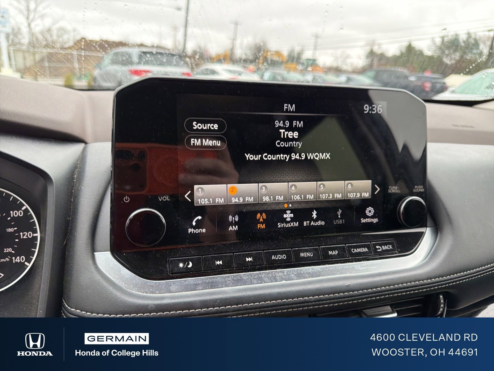 Used 2023 Nissan Rogue SL w/ SL Premium Package image 18