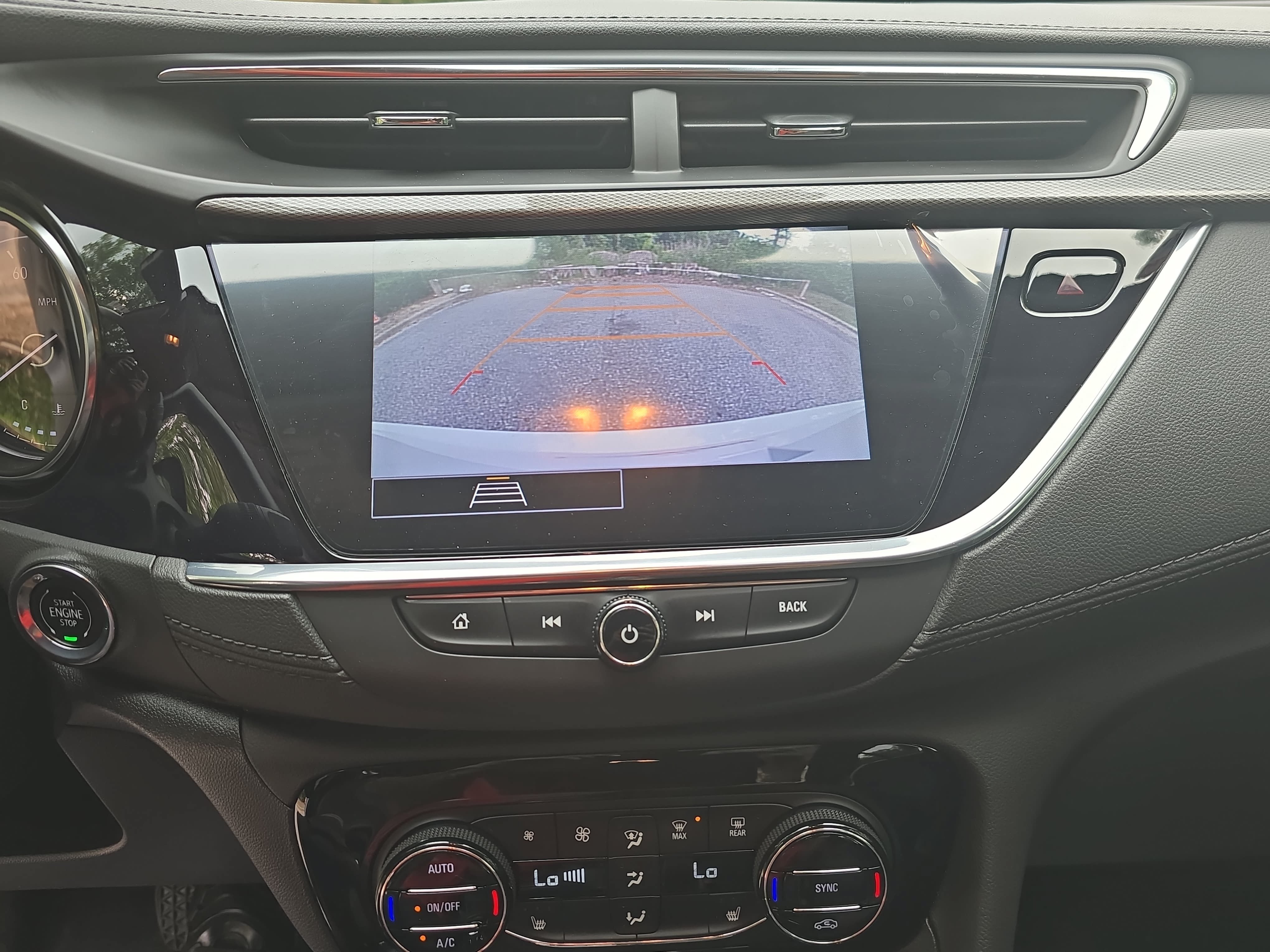 Used 2023 Buick Encore GX Select w/ Sport Touring Package FWD image 22