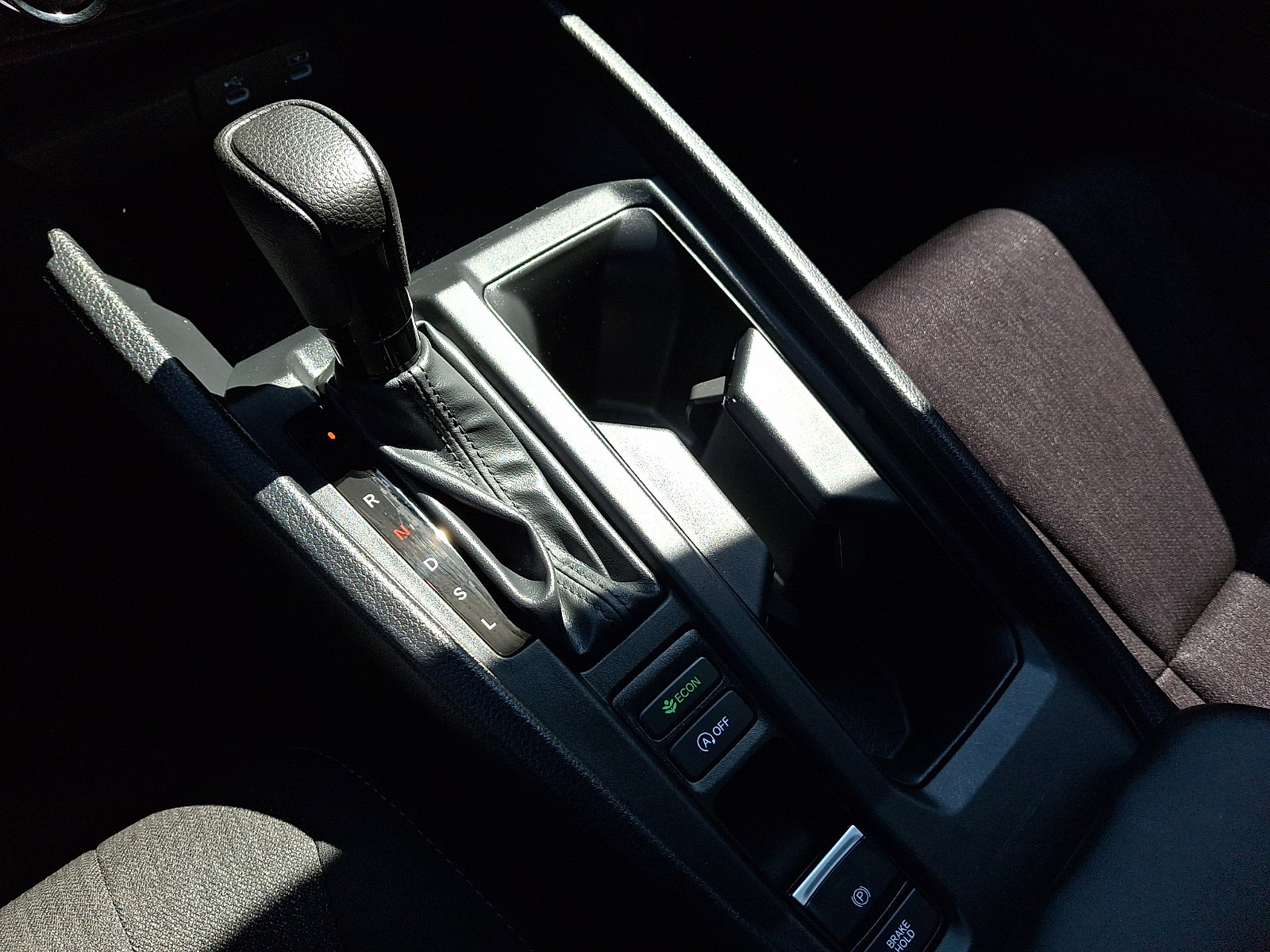 Used 2025 Honda Accord SE image 18