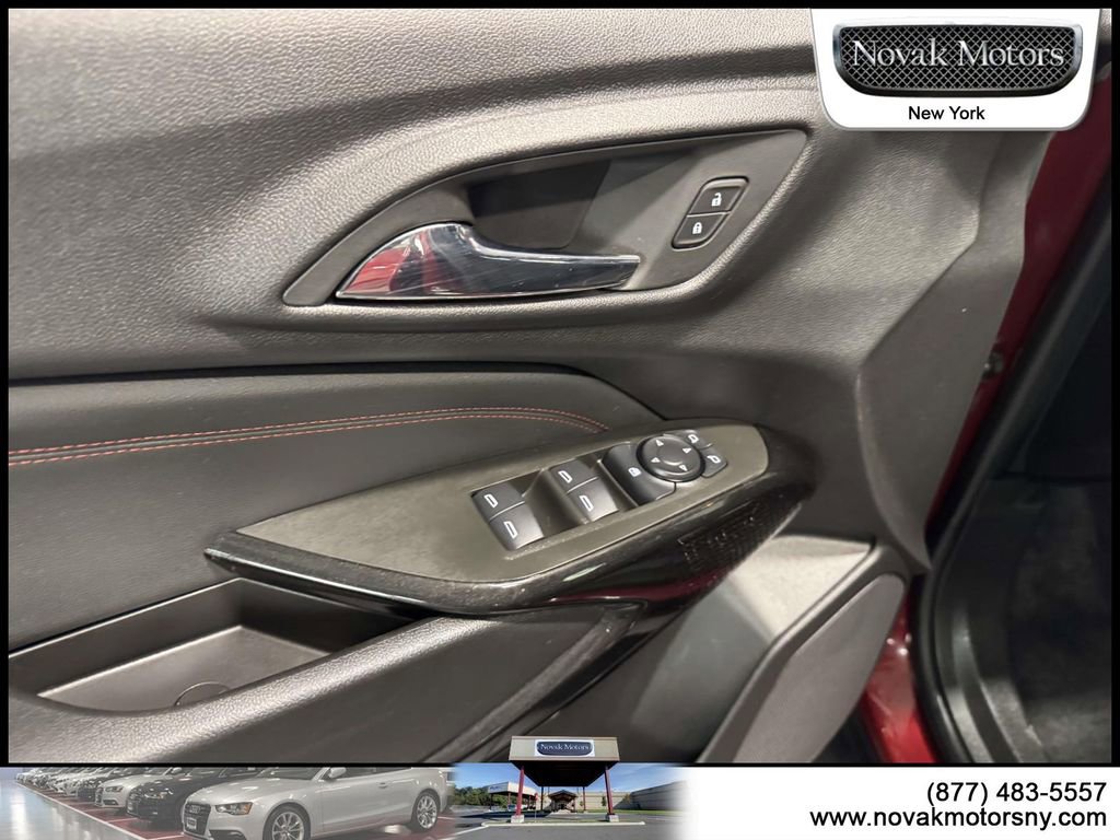 Used 2024 Chevrolet Trax RS FWD image 14