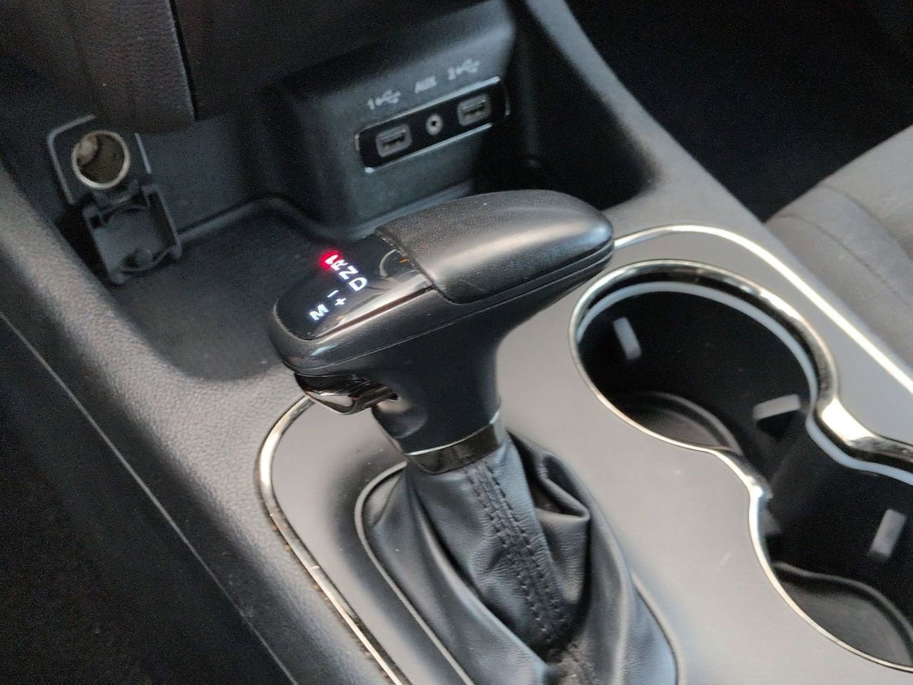 Used 2020 Dodge Durango GT w/ Blacktop Package RWD image 15