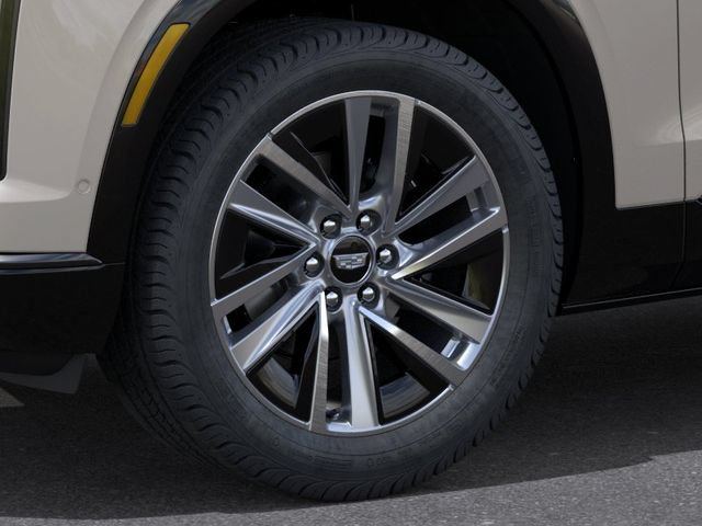 New 2027 Cadillac Vistiq Sport w/ LPO, Floor Liner Package AWD/4WD image 9