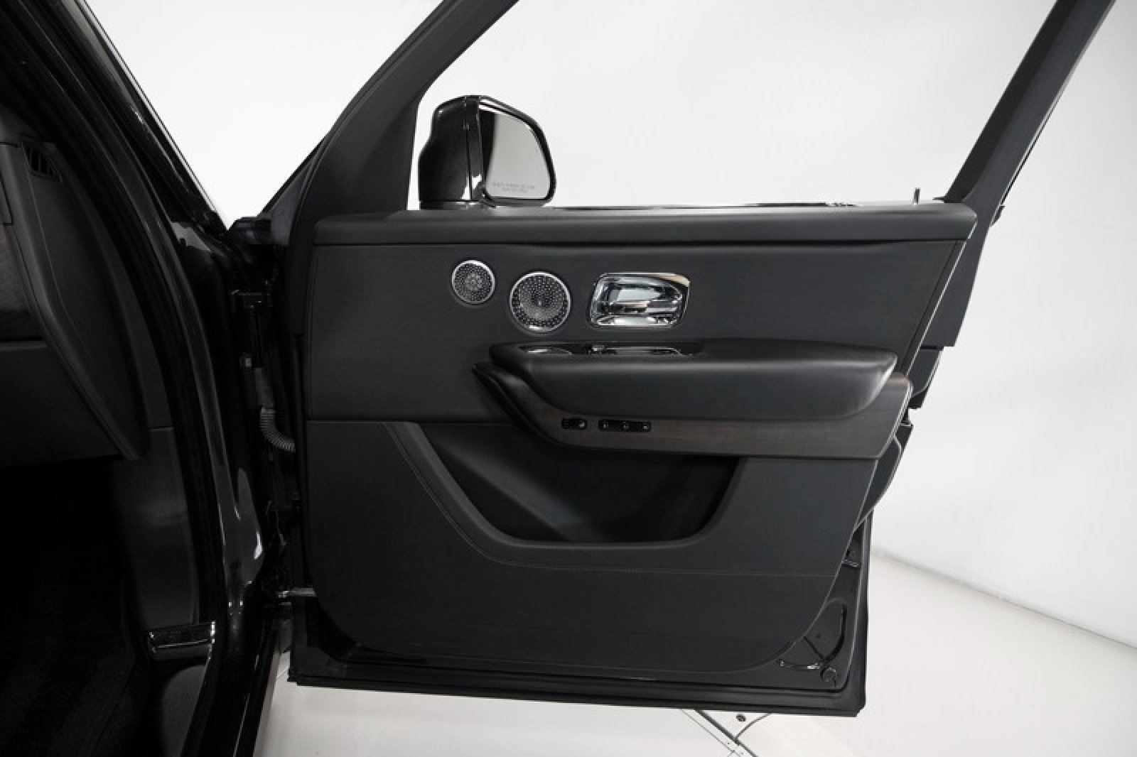 Used 2019 Rolls-Royce Cullinan image 51