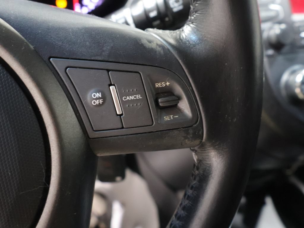Used 2013 Kia Soul + FWD image 29