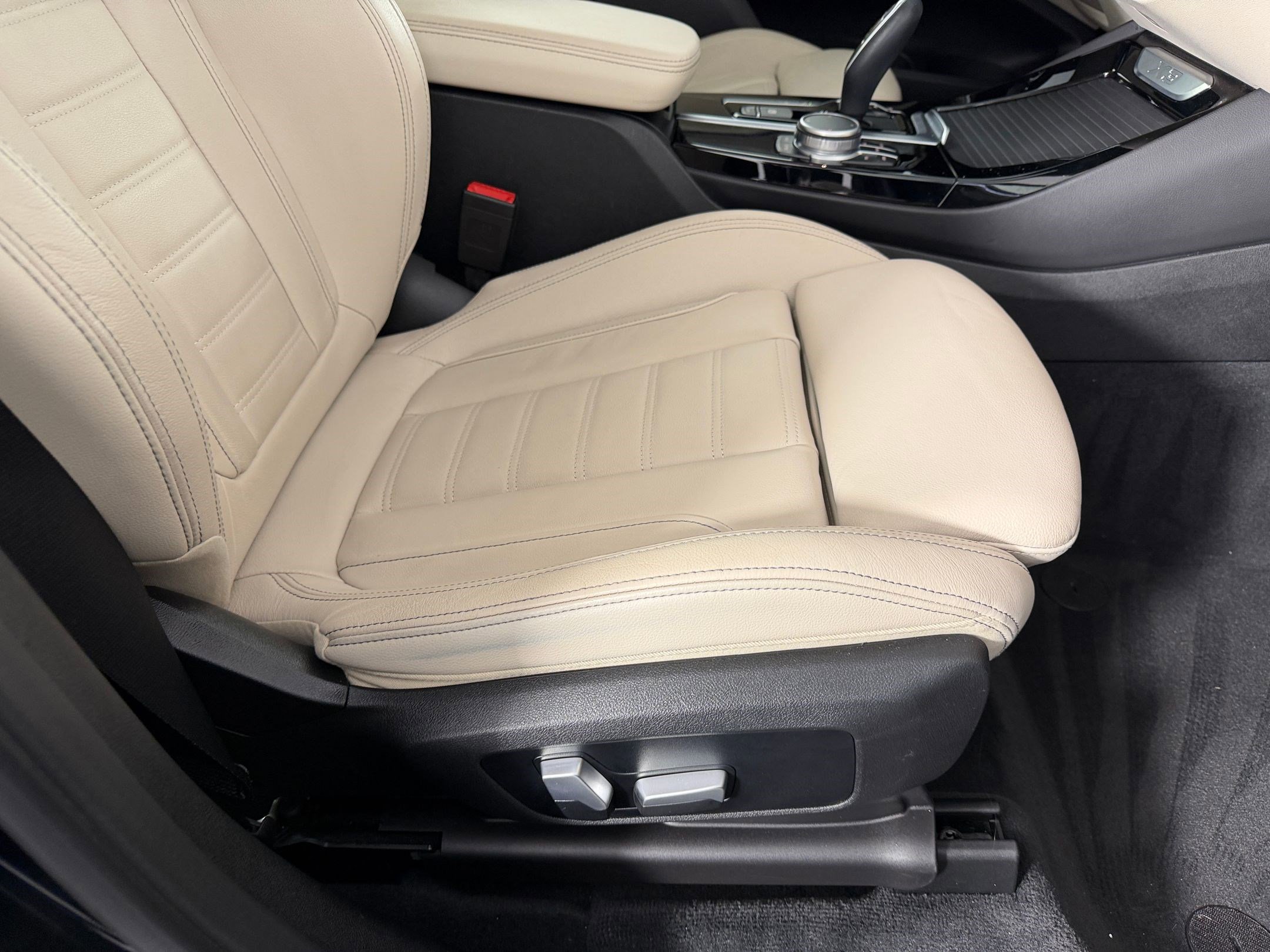 Used 2021 BMW X3 sDrive30i w/ Executive Package RWD image 35