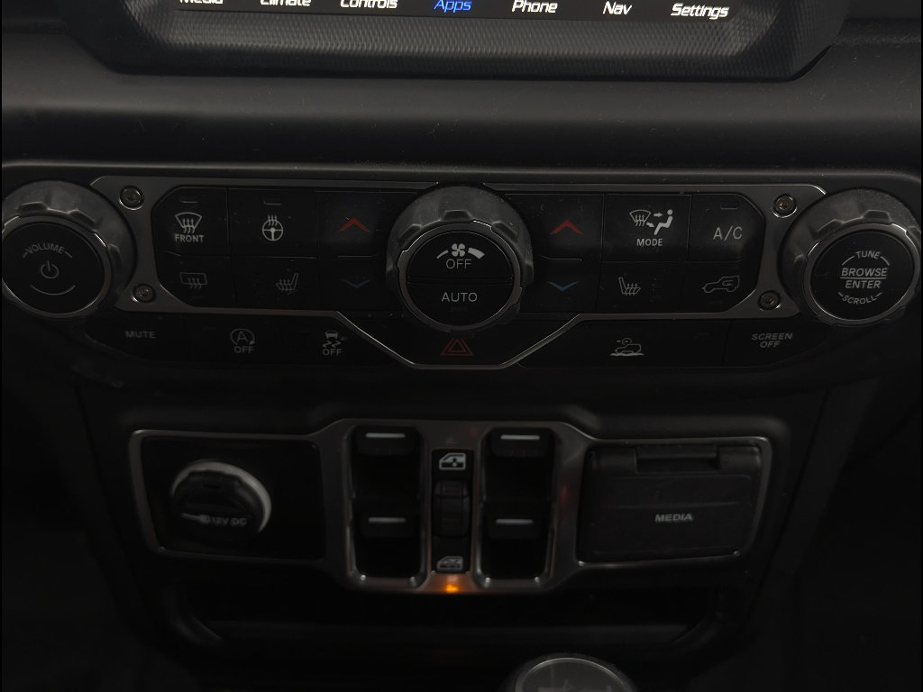 Used 2023 Jeep Wrangler Sahara w/ Cold Weather Group image 33