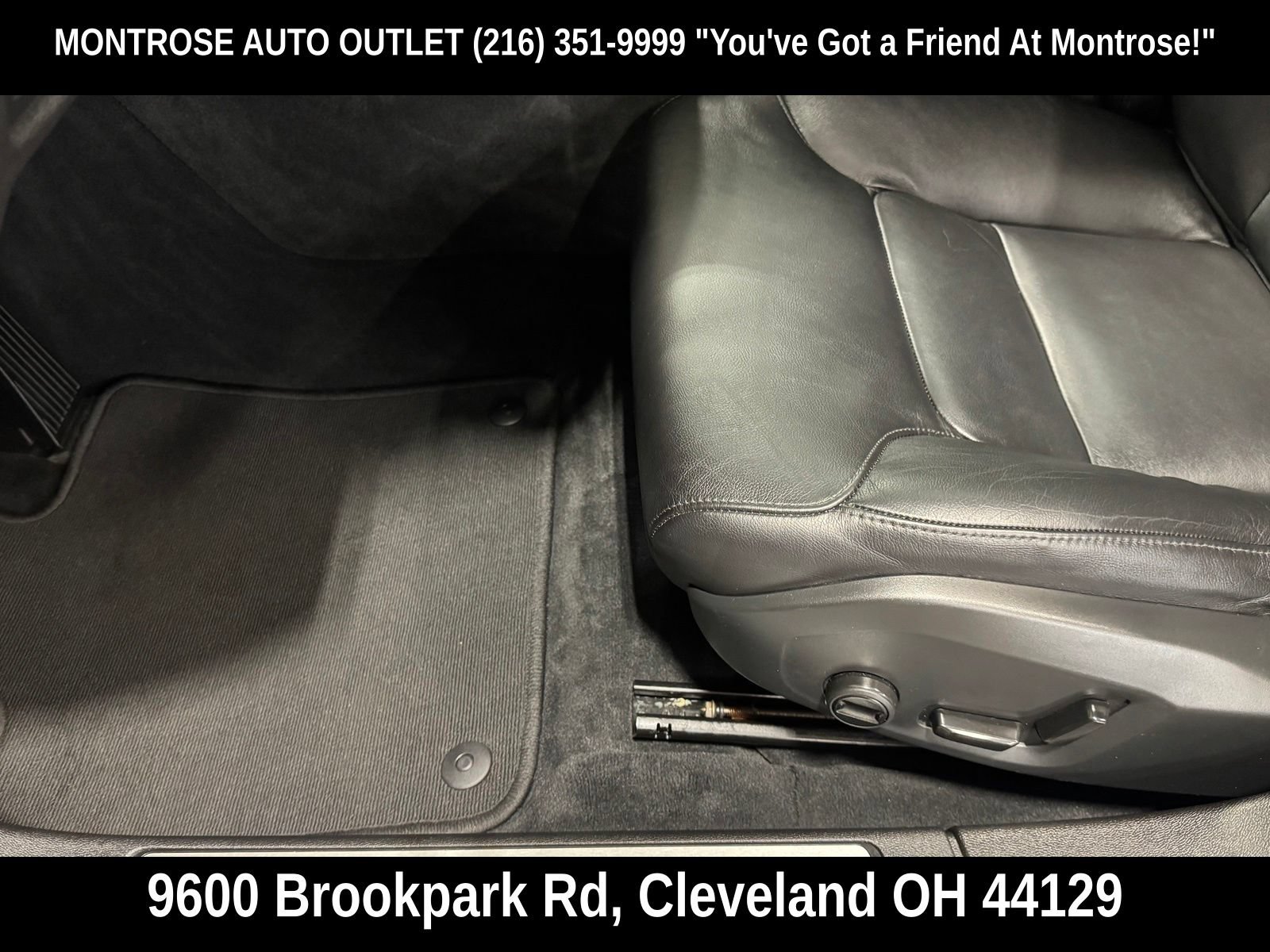 Used 2019 Volvo S60 T6 Momentum w/ Multimedia Package AWD/4WD image 18