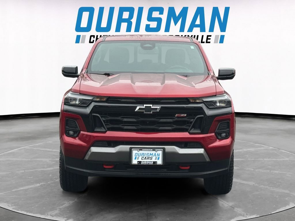 Used 2024 Chevrolet Colorado Z71 w/ Z71 Convenience Package 2 image 8