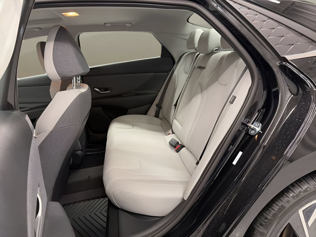New 2026 Hyundai Elantra Limited FWD image 13