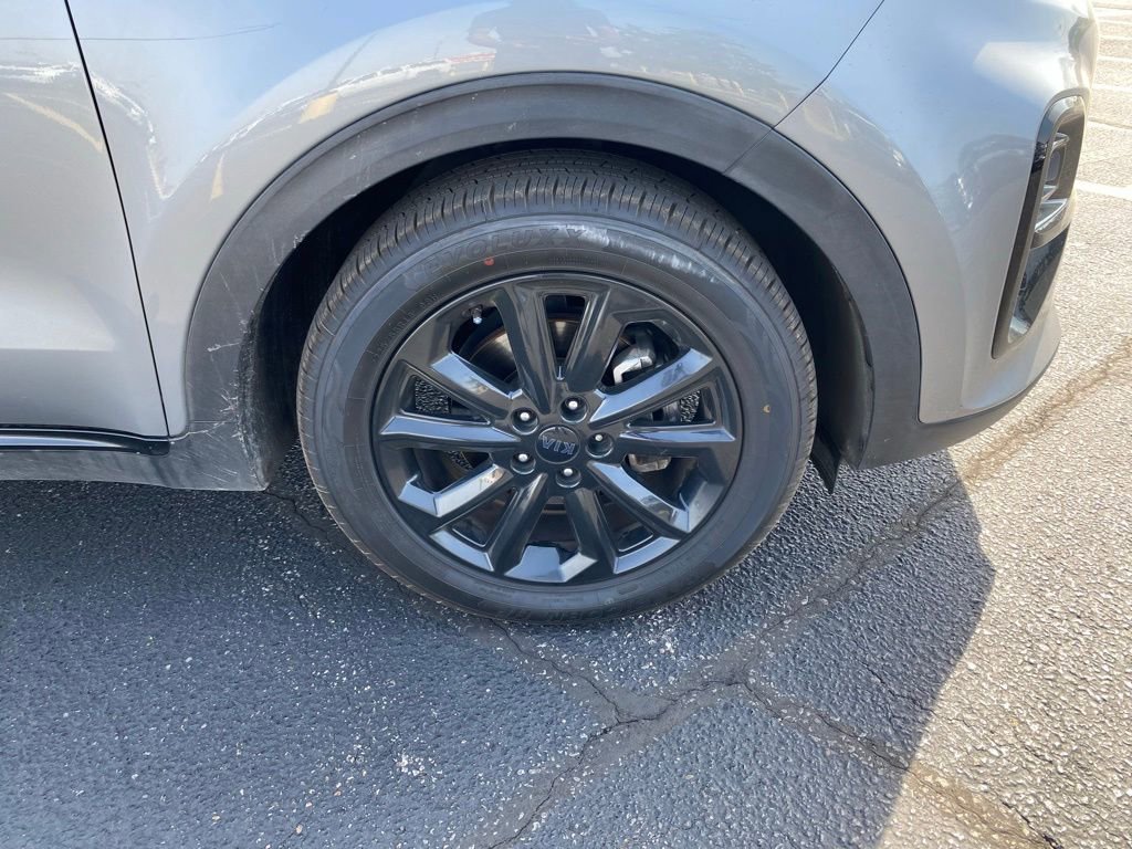 Used 2022 Kia Sportage Nightfall Edition w/ Nightfall Fwd Premium Package image 2