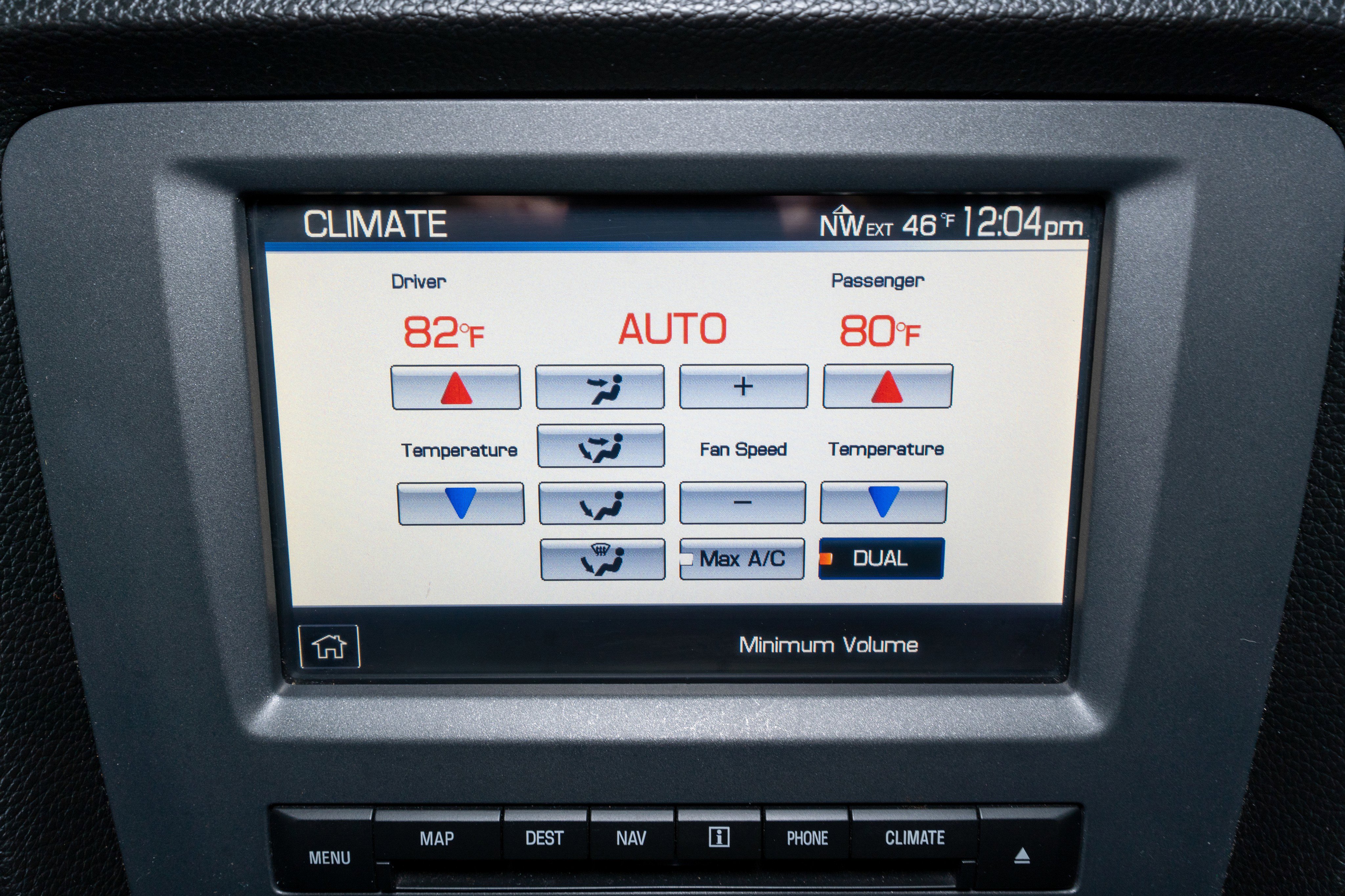 Used 2011 Ford Mustang Shelby GT500 w/ SVT Performance Pkg image 18