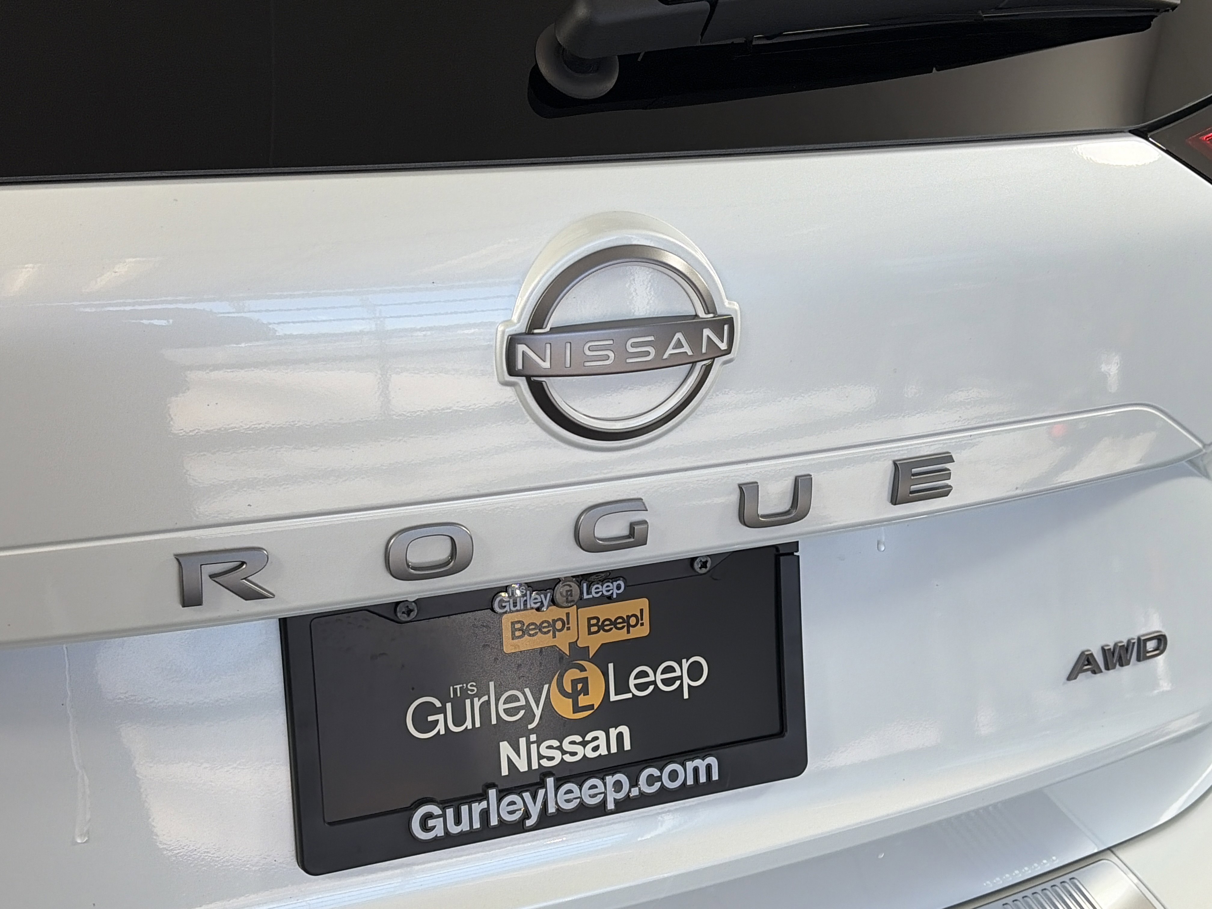 Certified 2025 Nissan Rogue SV image 16