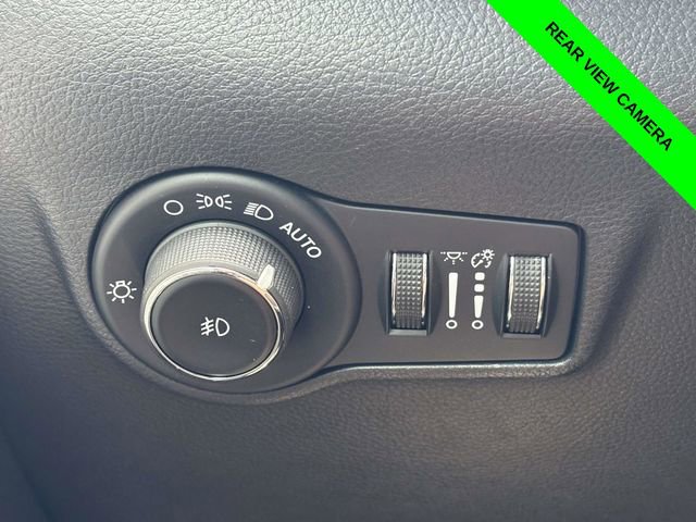 Used 2024 Jeep Compass Latitude AWD/4WD image 11