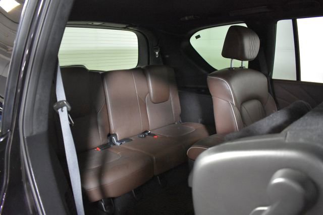Used 2017 INFINITI QX80 Limited w/ All Season Package image 36