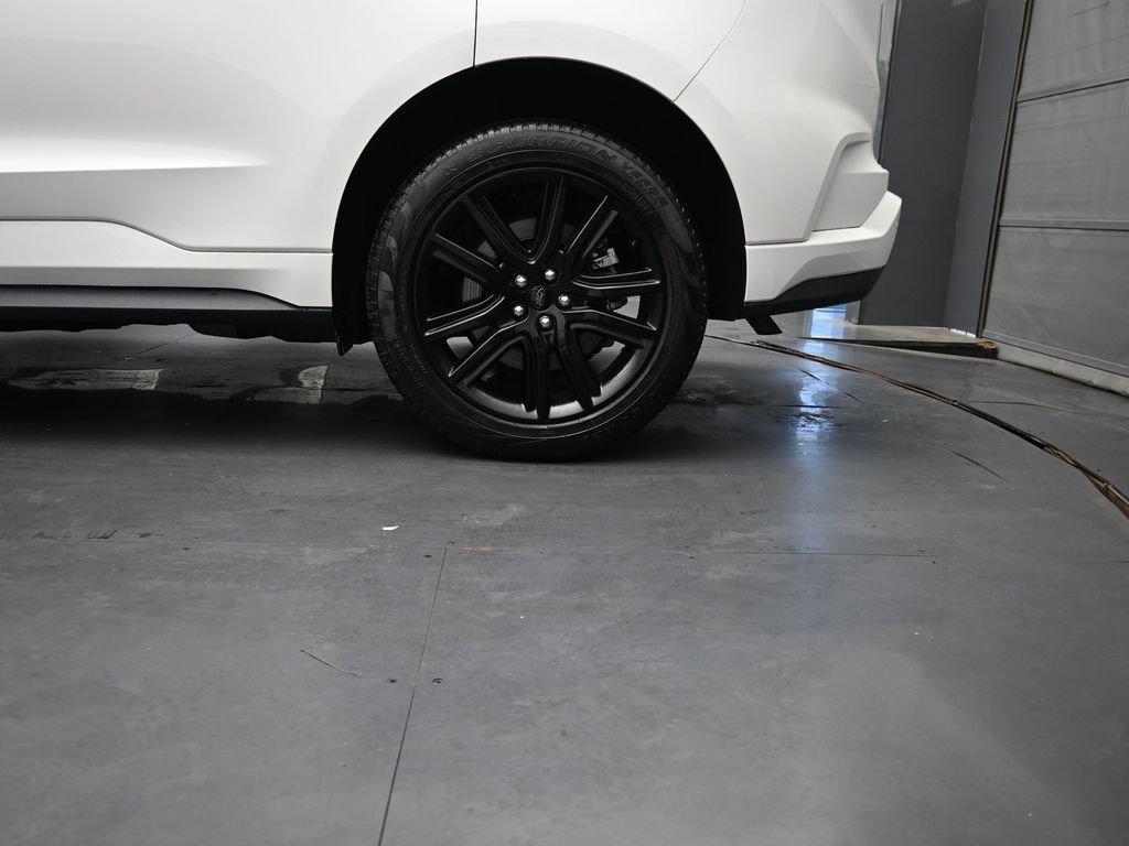 Used 2024 Ford Edge ST-Line image 14