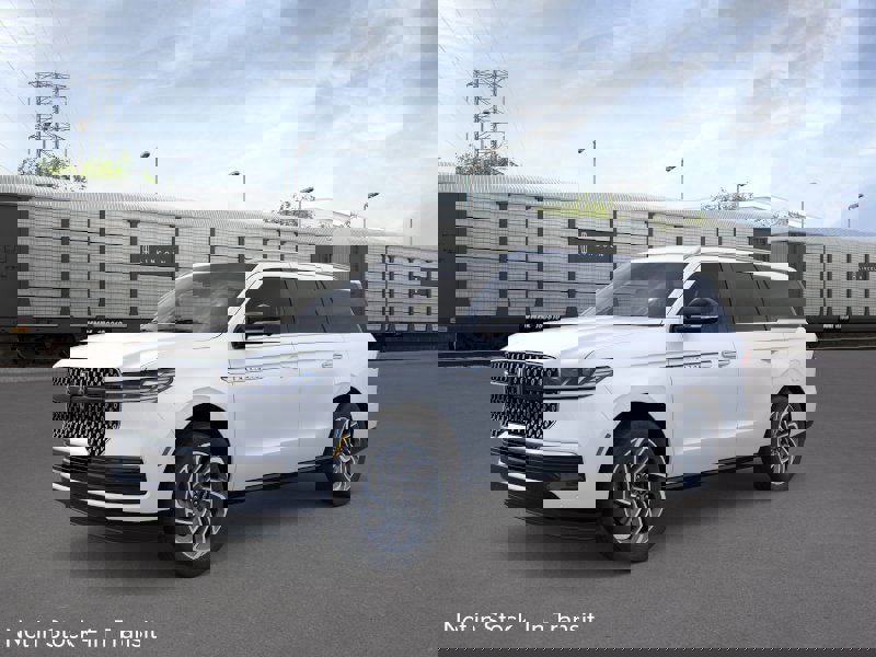 New 2026 Lincoln Navigator Reserve image 24