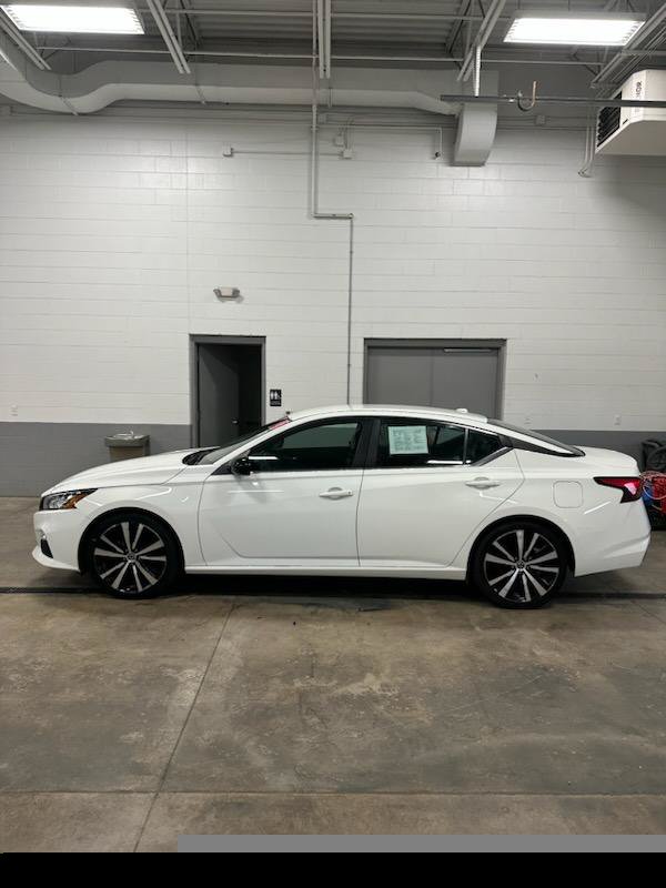 Used 2019 Nissan Altima 2.5 SR FWD image 1