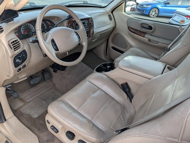 Used 2001 Ford F150 Lariat image 9