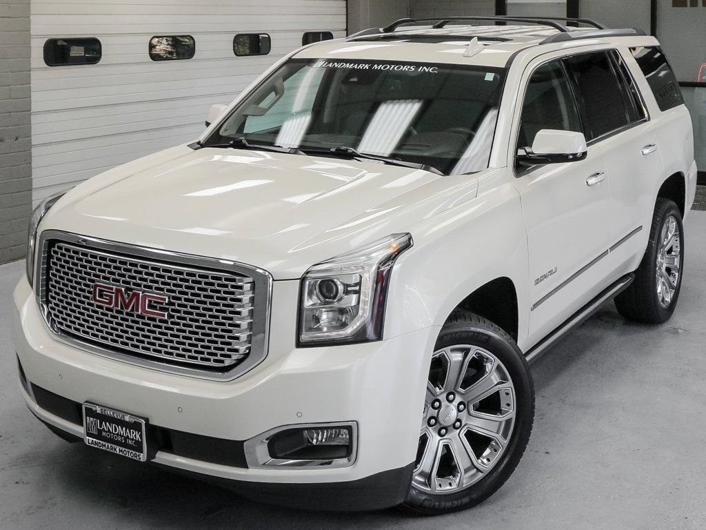Used 2015 GMC Yukon Denali w/ Premium Package AWD/4WD image 10