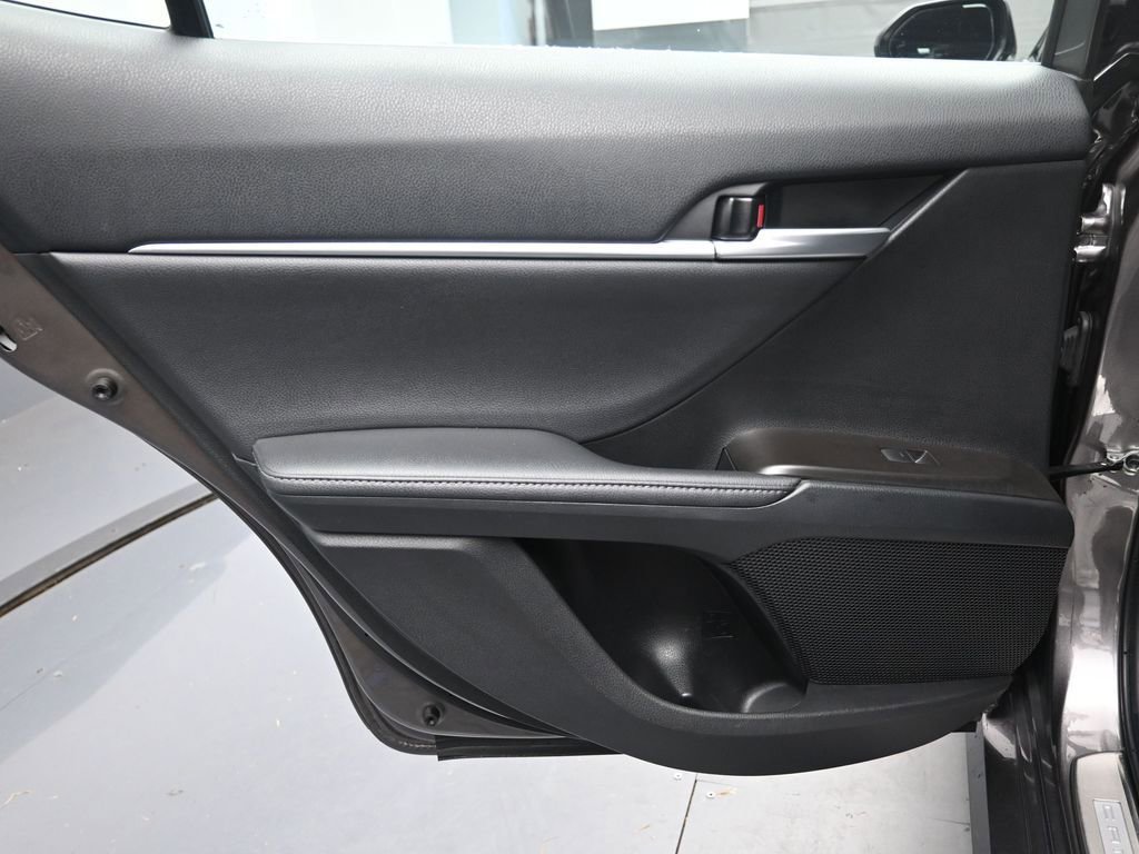 Used 2023 Toyota Camry XLE w/ Cold Weather Package image 21