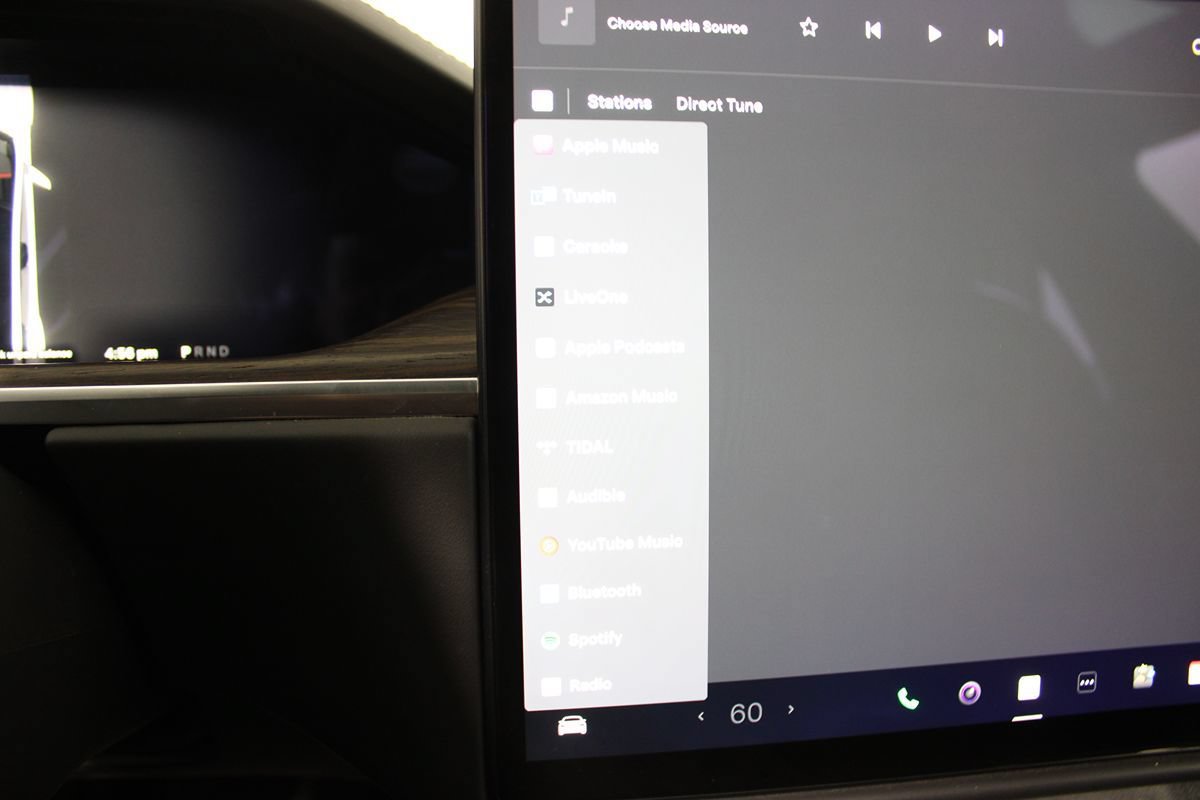 Used 2021 Tesla Model S Plaid AWD/4WD image 17