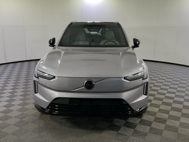 New 2026 Volvo EX90 Ultra AWD/4WD image 2