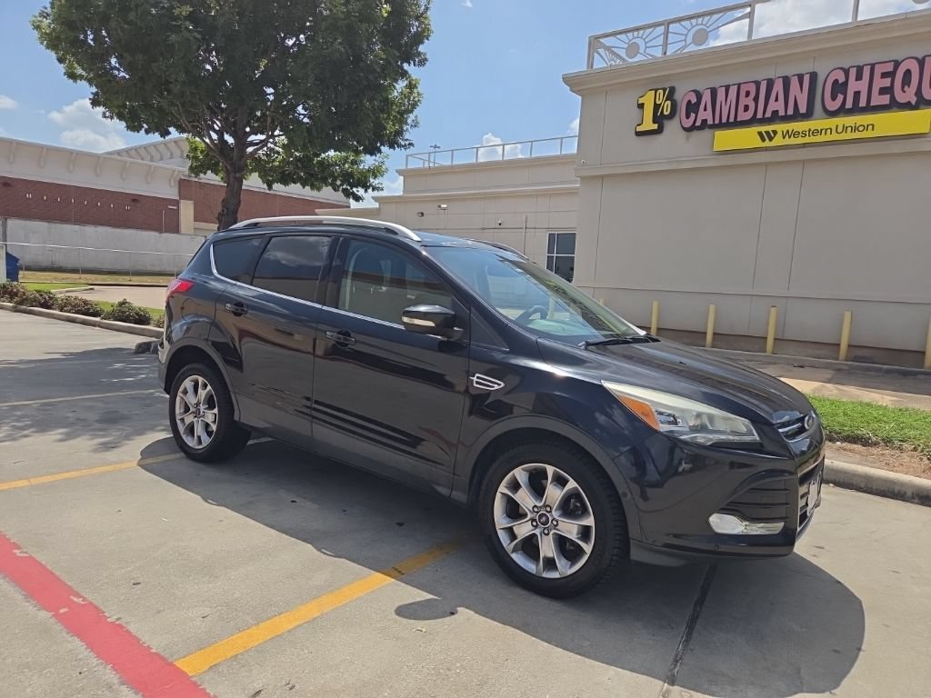 Used 2015 Ford Escape Titanium w/ Equipment Group 301A AWD/4WD image 3