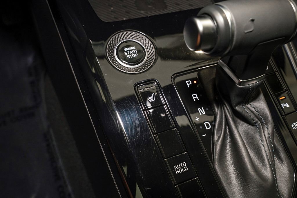 Used 2024 Kia Niro EX FWD image 16