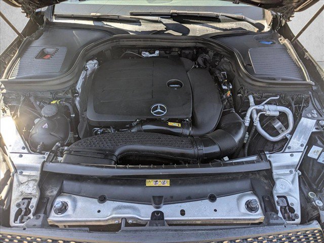 Used 2020 Mercedes-Benz GLC 300 4MATIC image 22