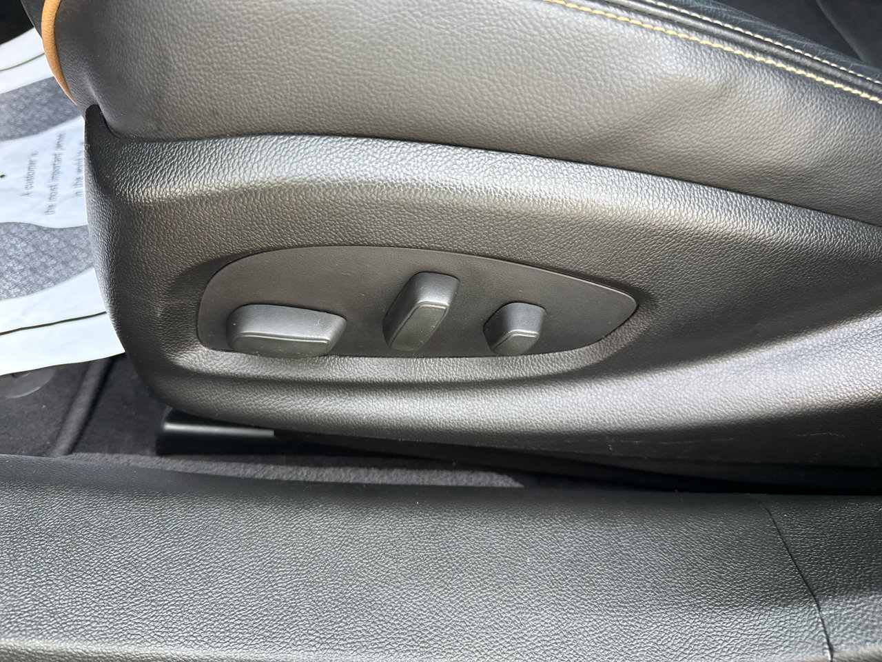 Used 2017 Chevrolet Impala Premier w/ Enhanced Convenience Package image 12