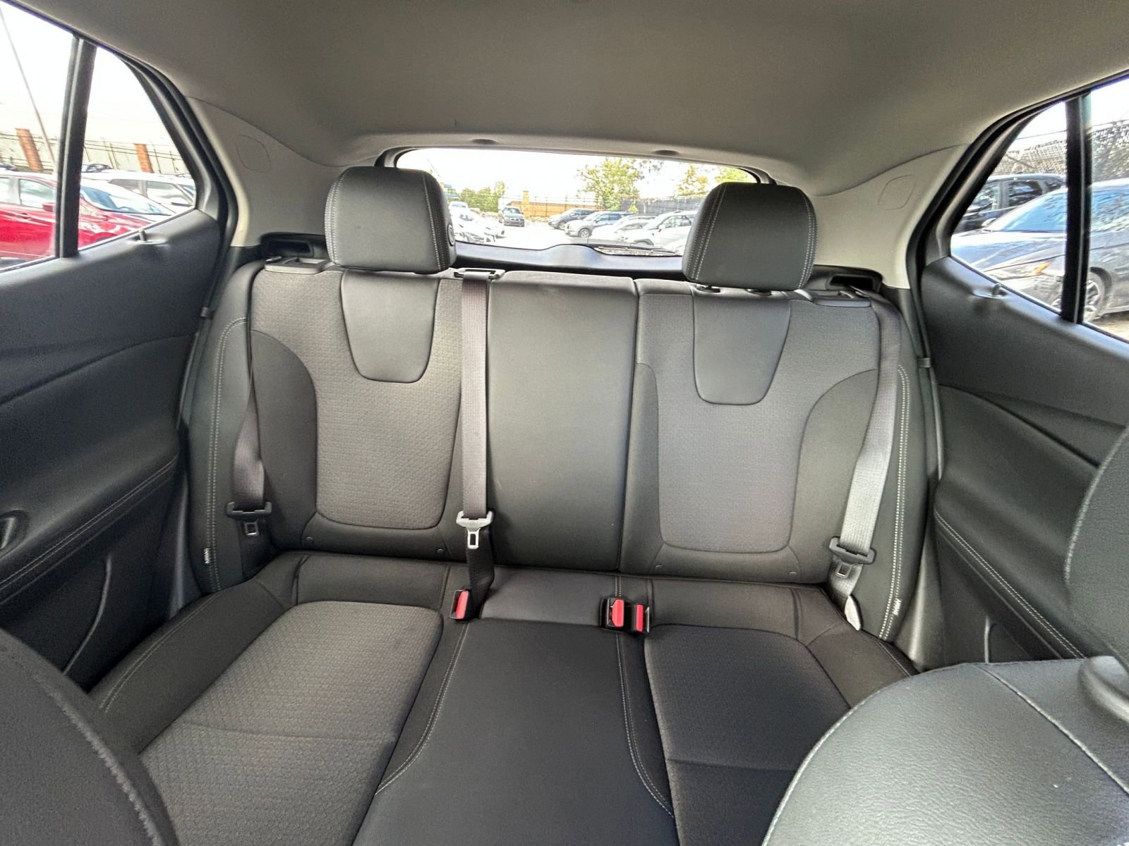 Used 2025 Buick Encore GX Preferred FWD image 33