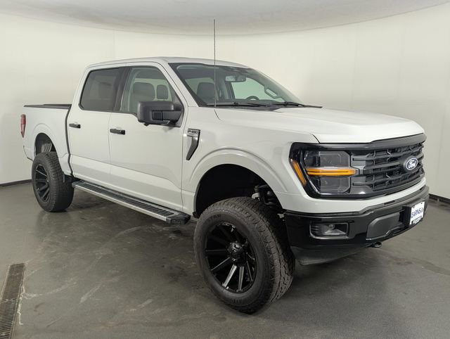 Used 2024 Ford F150 XLT image 2