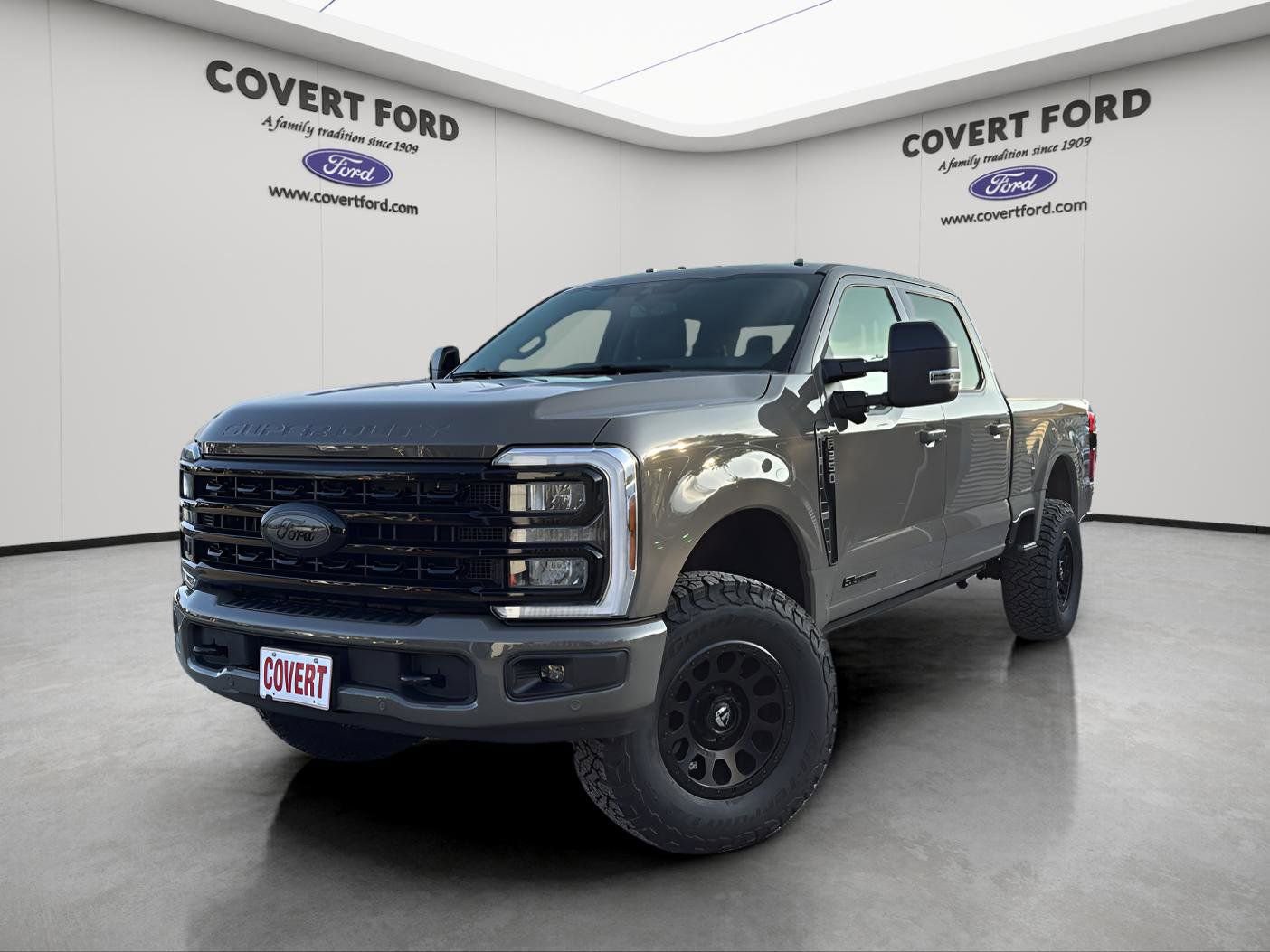 New 2026 Ford F250 Lariat image 1