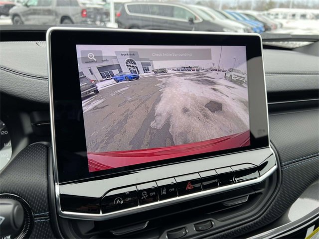 New 2026 Jeep Compass Latitude image 2