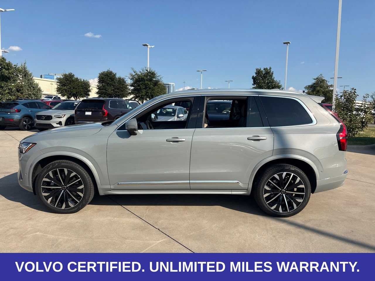 Certified 2026 Volvo XC90 B6 Plus w/ Protection Package Premier AWD/4WD image 8