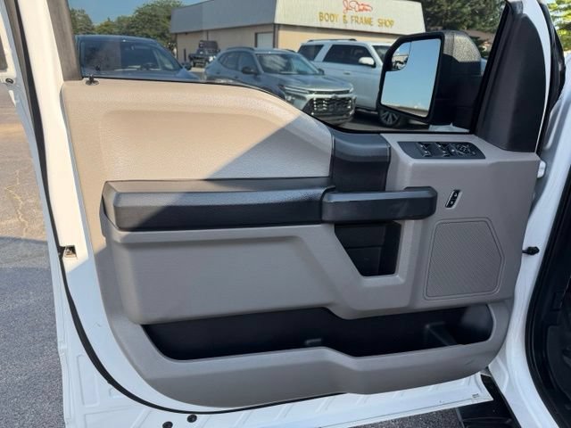 Used 2019 Ford F150 XL w/ Equipment Group 101A Mid AWD/4WD image 16