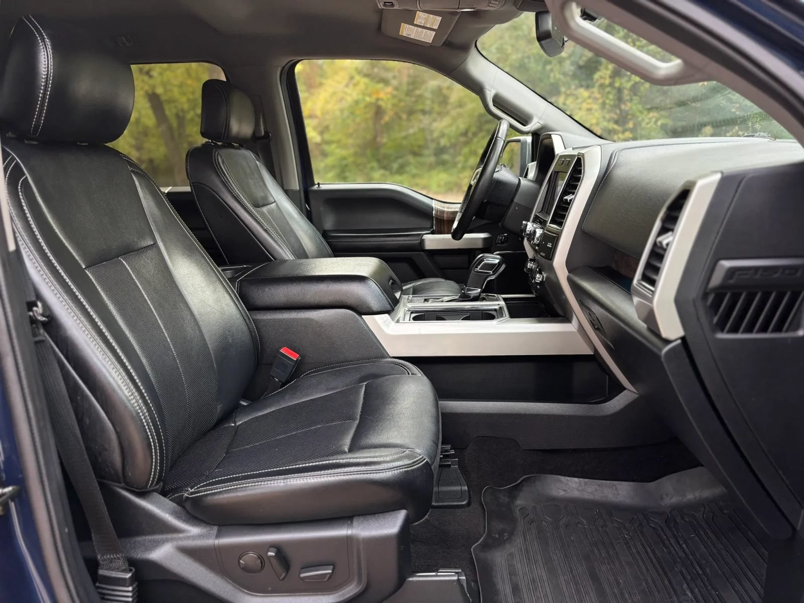 Used 2019 Ford F150 Lariat AWD/4WD image 17
