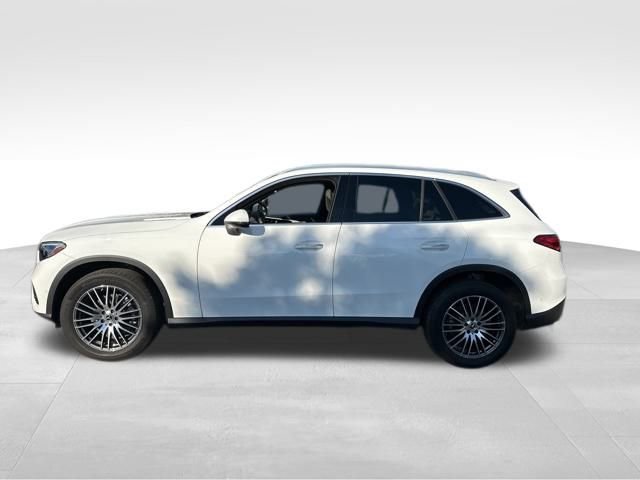 Certified 2024 Mercedes-Benz GLC 300 4MATIC image 3
