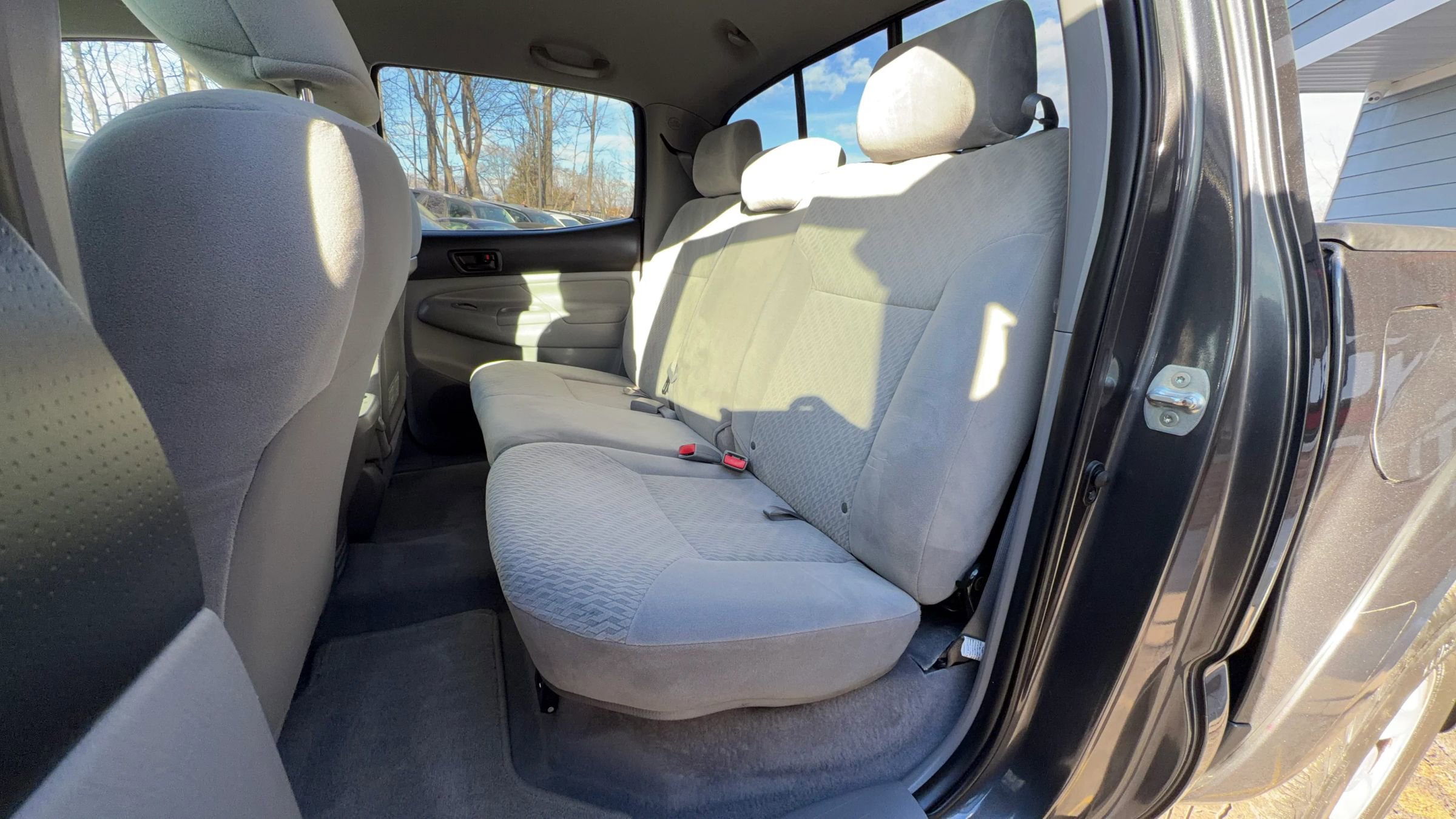 Used 2011 Toyota Tacoma 4x4 Double Cab w/ SR5 Pkg #2 image 20