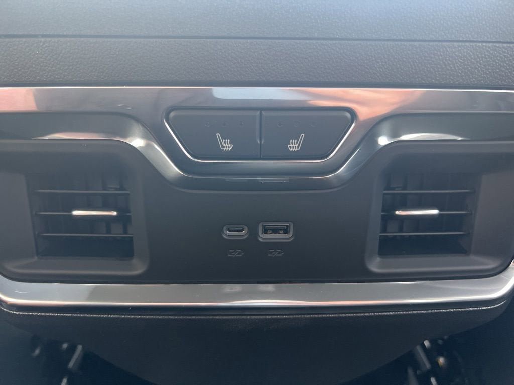 New 2025 GMC Sierra 1500 Denali w/ Denali Reserve Package image 10