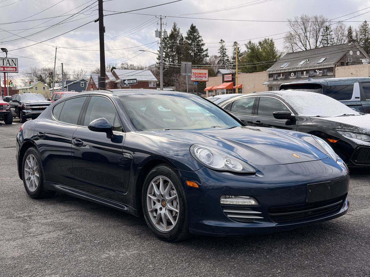 Used 2011 Porsche Panamera 4 image 3