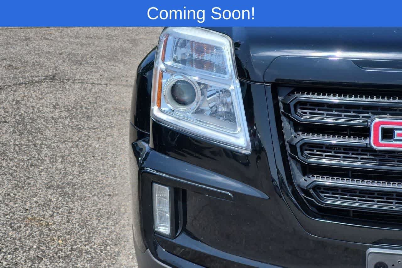 Used 2017 GMC Terrain SLT w/ Driver Alert Package I AWD/4WD image 10