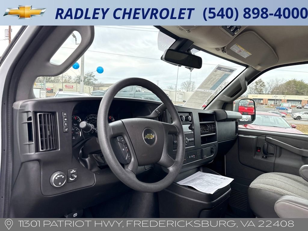 Certified 2024 Chevrolet Express 3500 LT w/ LT Preferred Equipment Group image 4