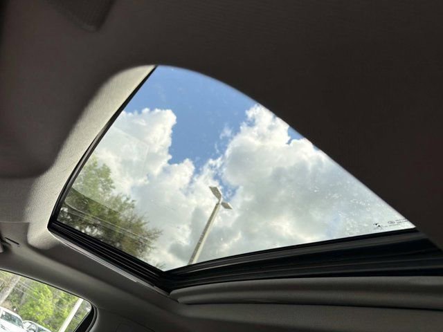 Used 2020 GMC Sierra 1500 Elevation w/ Elevation Value Package image 31