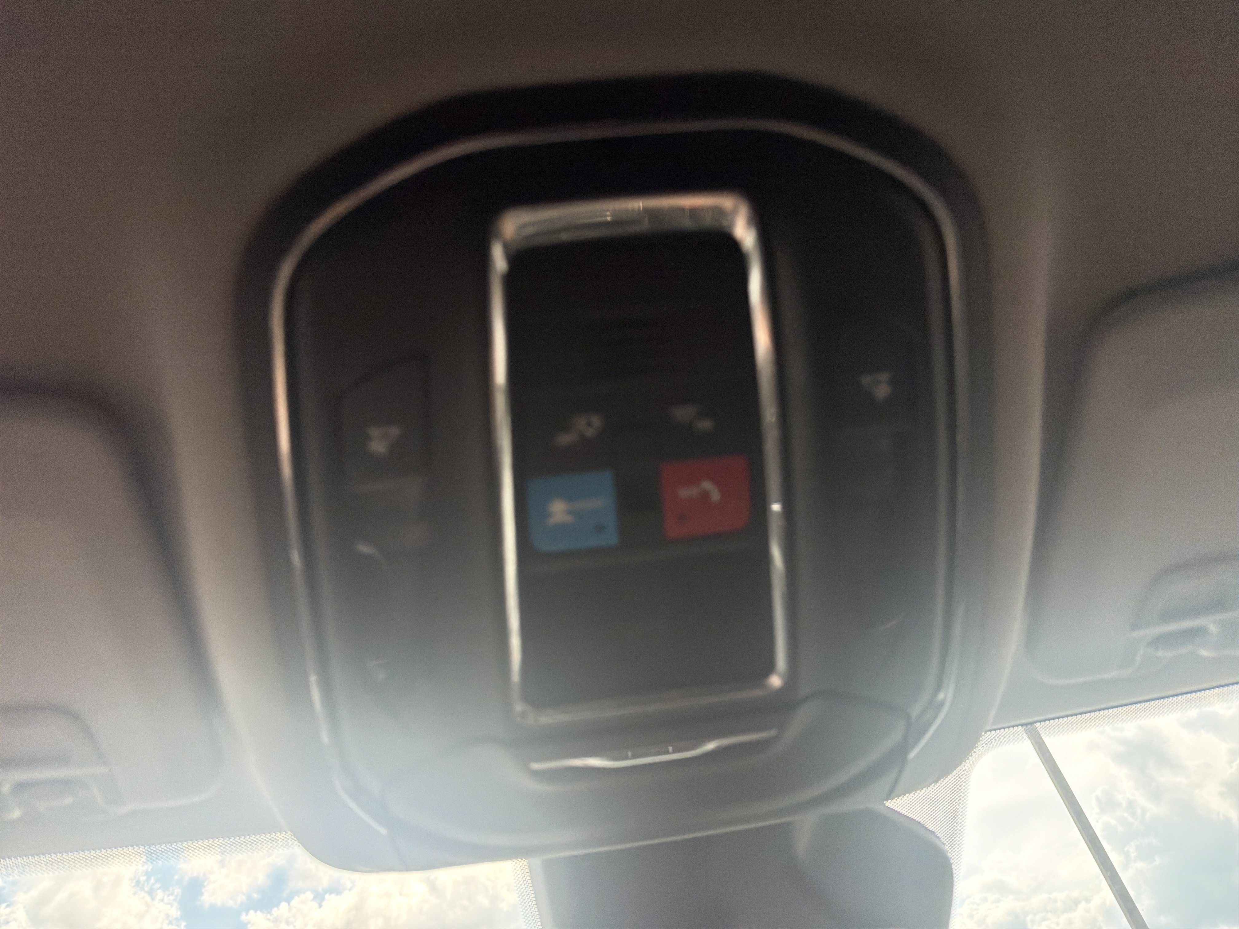 Used 2023 Jeep Grand Cherokee Laredo AWD/4WD image 27