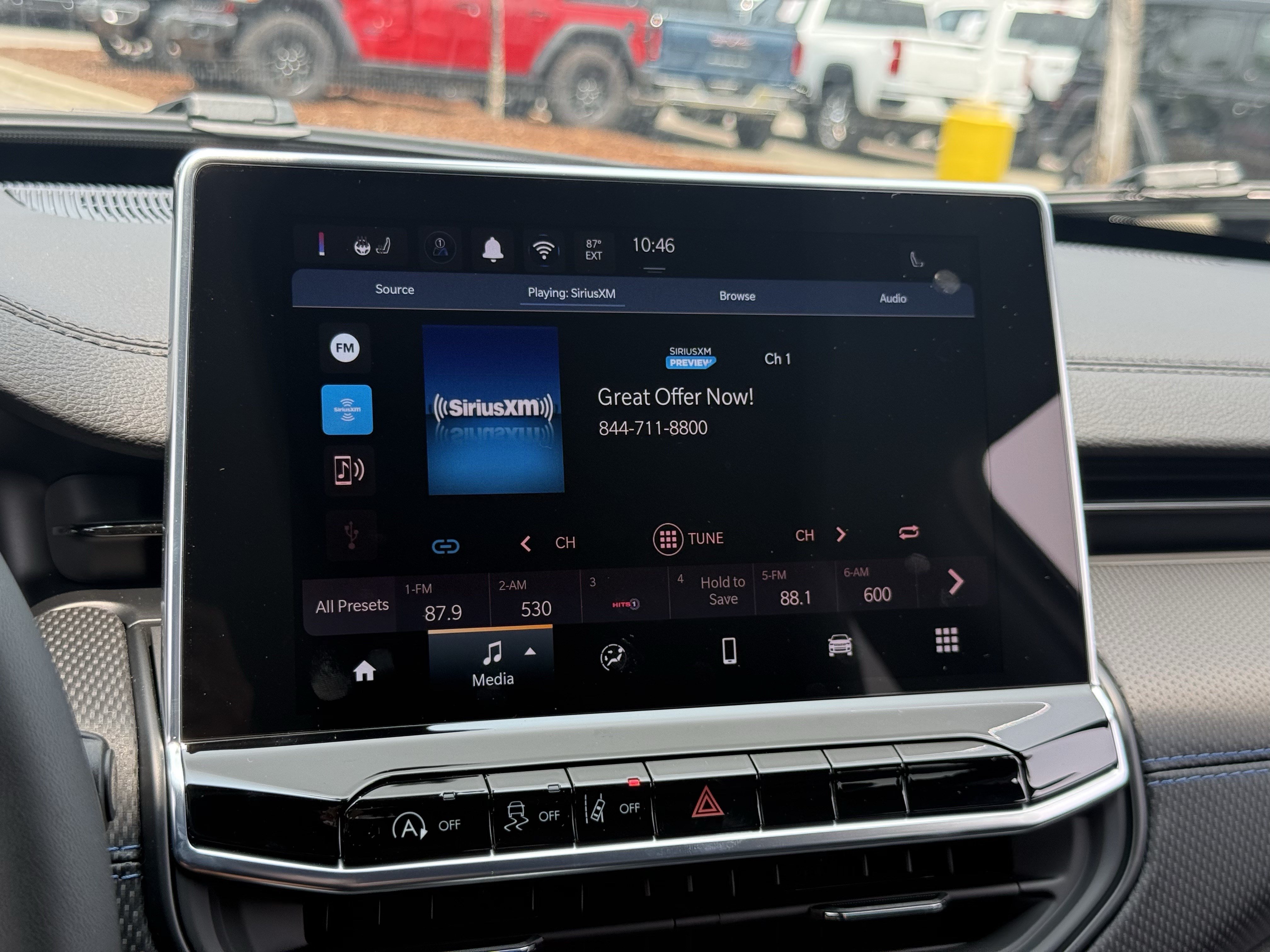 New 2026 Jeep Compass Latitude AWD/4WD image 25
