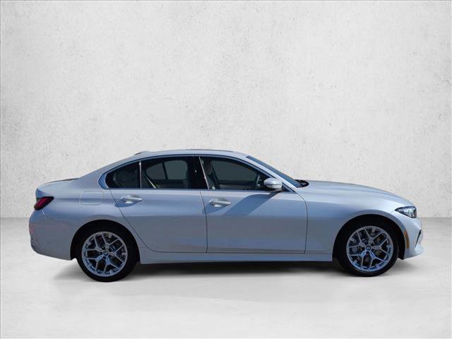 Used 2025 BMW 330i Sedan w/ Convenience Package RWD image 4