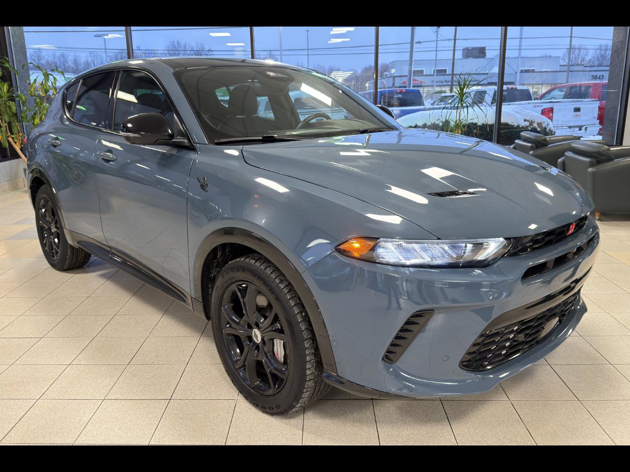 Used 2024 Dodge Hornet R/T Plus w/ Tech Pack Plus w/o Parking image 2