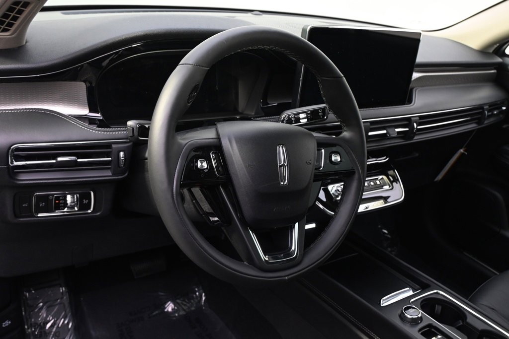 New 2026 Lincoln Corsair Reserve w/ Jet Appearance Package image 11